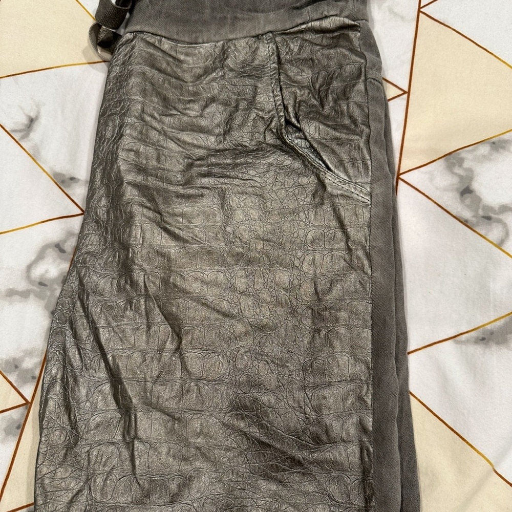 Gray Textured Women's Skirt